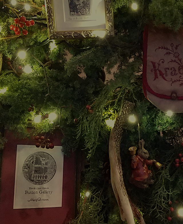 Yanaka Red House Button Gallery